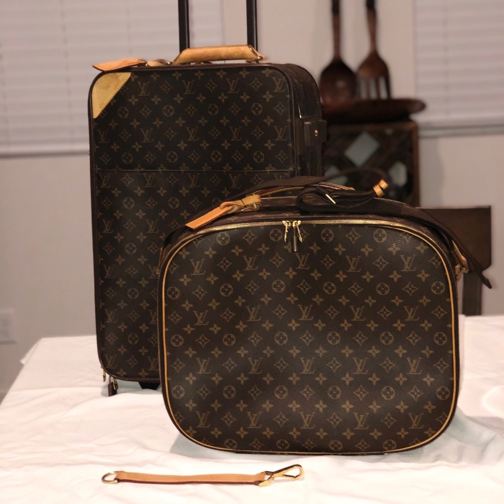Authentic Louis Voutton Pegase 55 and packall set